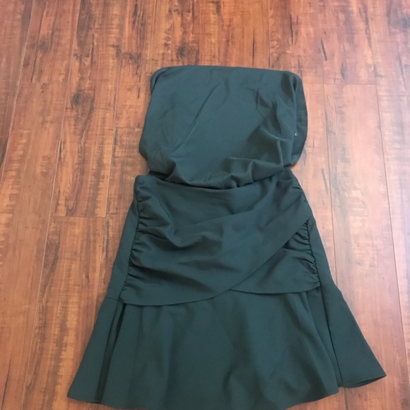 Club Monaco Welse Skirt - Picture 6 of 8